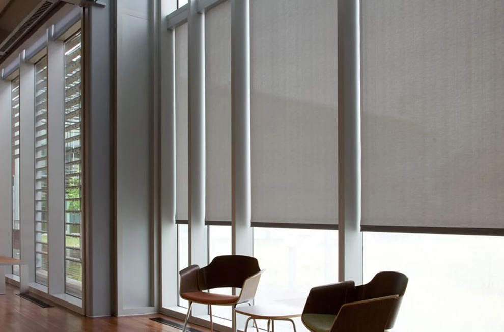 hunter-douglas-masthead