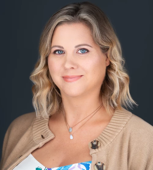 BG_SideSmile_DarkBackground