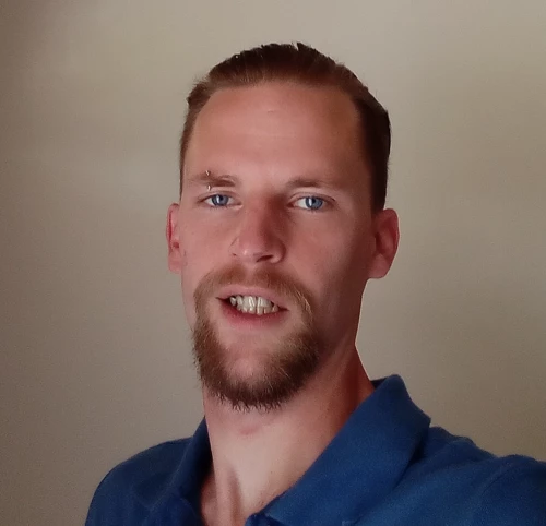 Headshot - Johnson, Dallas