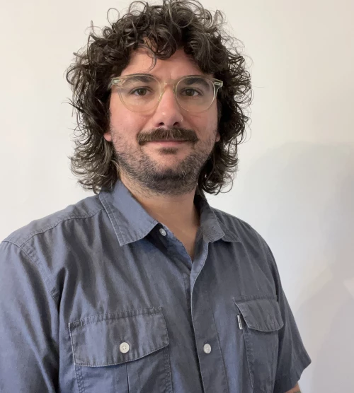 Headshot - Proper, Alex